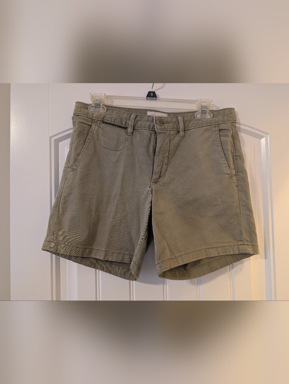 Size 27 Anthropologie Relaxed Chino Shorts In Olive Green, Like New!